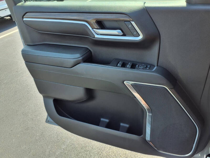 2024 Chevrolet Silverado 1500 LT - Photo 19