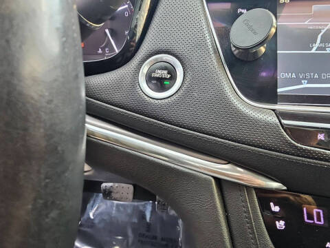 2017 Cadillac XT5 Premium Luxury