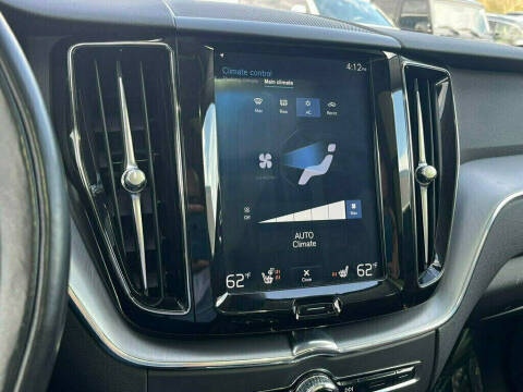 2018 Volvo XC60 T5 Momentum