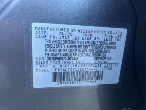 2020 Nissan Kicks SR