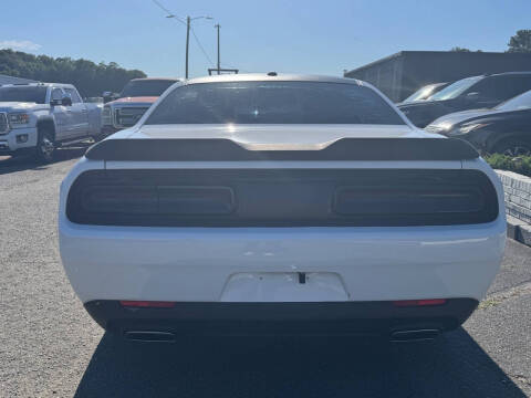 2015 Dodge Challenger SXT