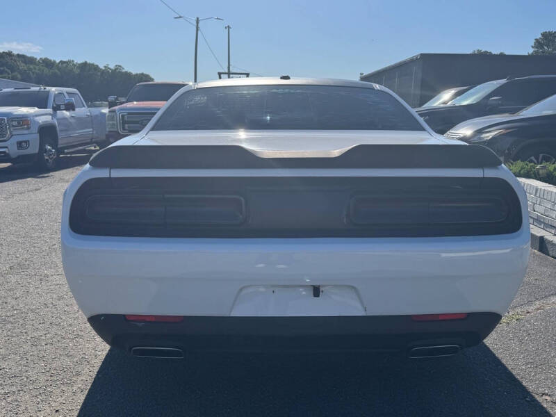 2015 Dodge Challenger SXT