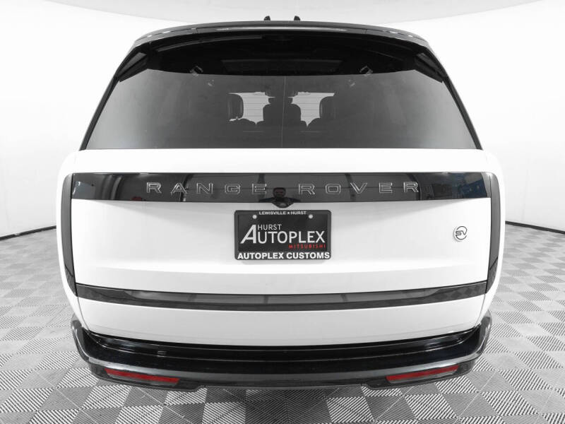 2023 Land Rover Range Rover P400 SE