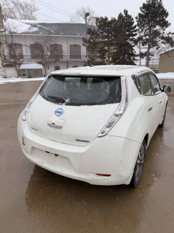 2016 Nissan LEAF SV