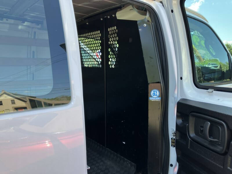 2022 Chevrolet Express 2500