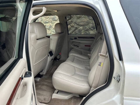 2005 Cadillac Escalade