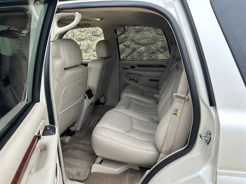 2005 Cadillac Escalade