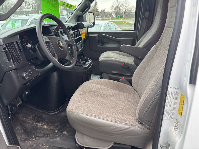 2019 Chevrolet Express 2500