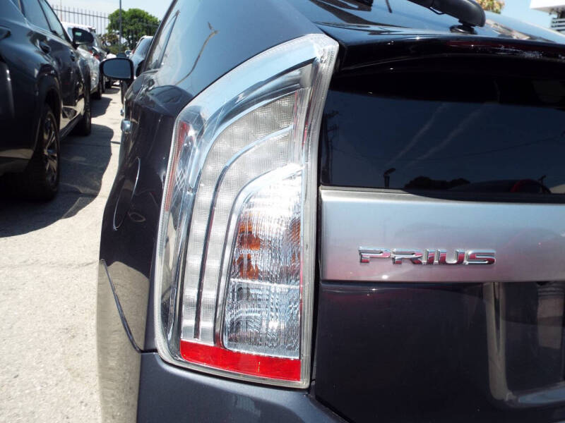 2014 Toyota Prius Plug-in Hybrid Advanced