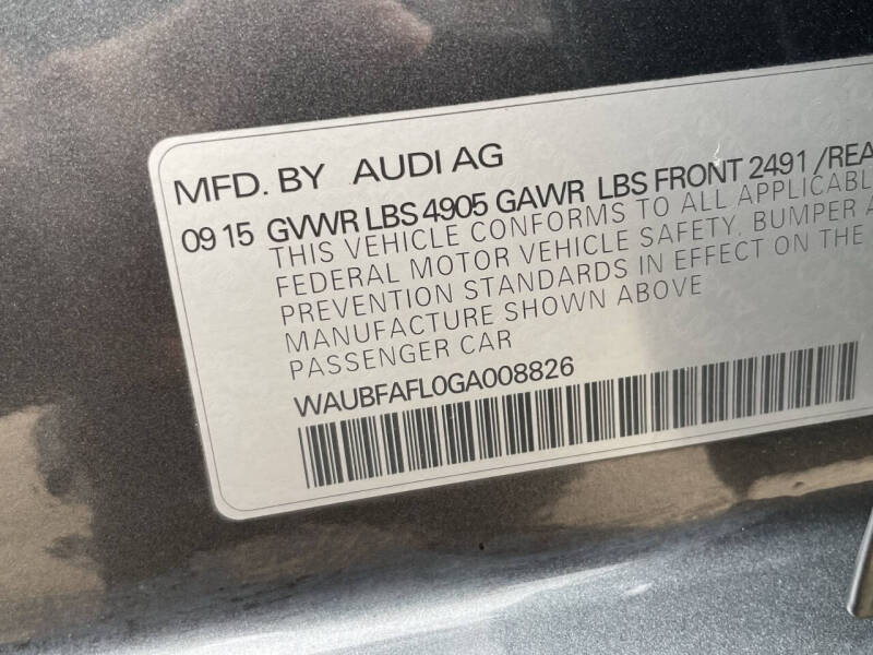 2016 Audi A4 2.0T quattro Premium