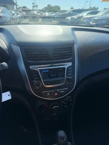 2015 Hyundai Accent GS