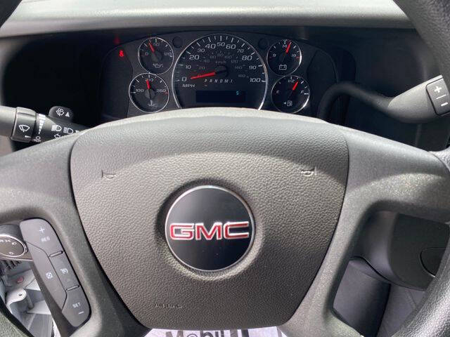 2025 GMC Savana LT 3500