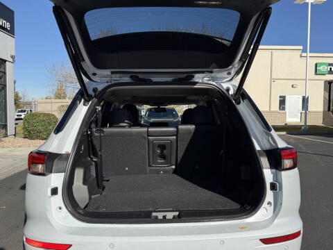 2025 Mitsubishi Outlander PHEV SEL