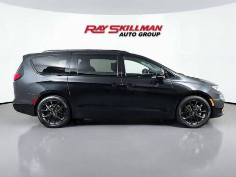 2024 Chrysler Pacifica Limited