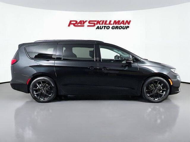 2024 Chrysler Pacifica Limited