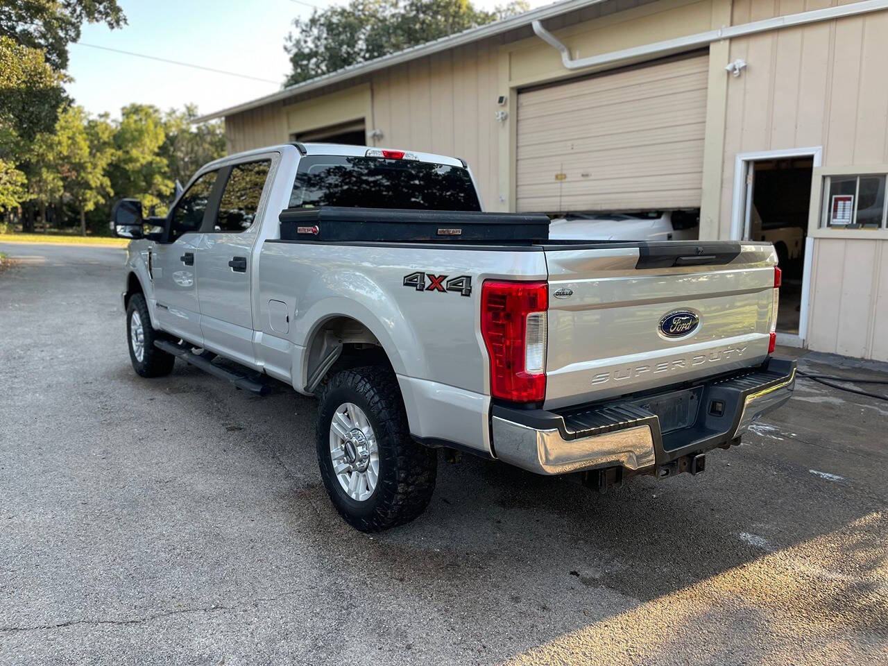 2019 Ford F-250 Super Duty for sale at Sthrn Truck & Auto, LLC. in Weatherford, TX