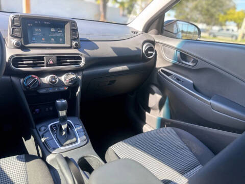 2020 Hyundai Kona SE