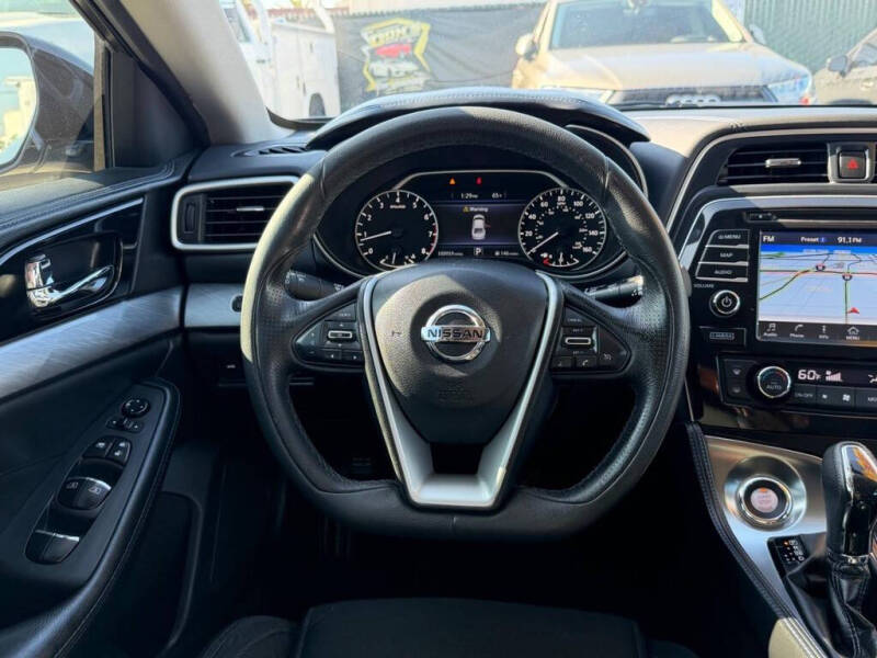 2016 Nissan Maxima