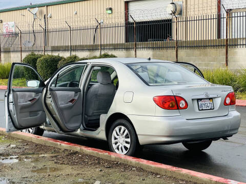 2003 Toyota Corolla LE