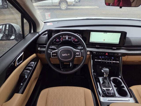 2024 Kia Carnival EX