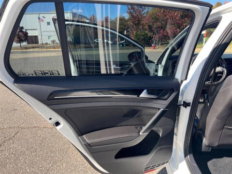 2016 Volkswagen Golf R