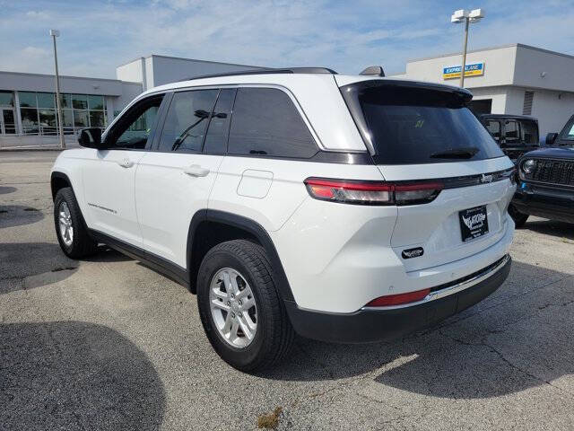 2024 Jeep Grand Cherokee Laredo