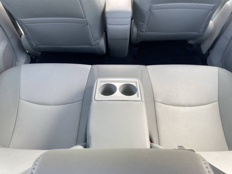 2013 Toyota Prius Five