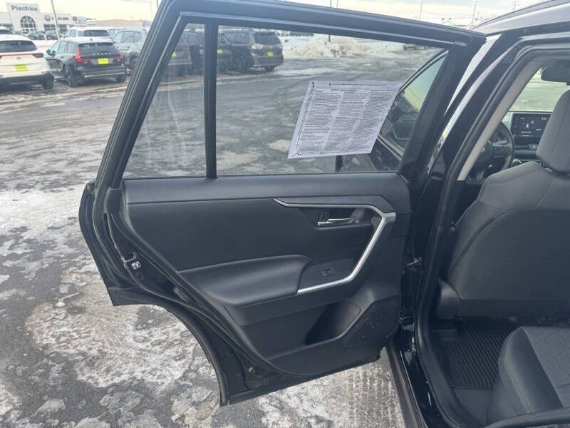 2019 Toyota RAV4 Hybrid XLE