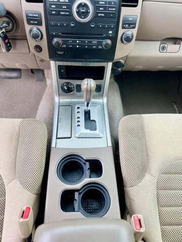 2010 Nissan Pathfinder SE