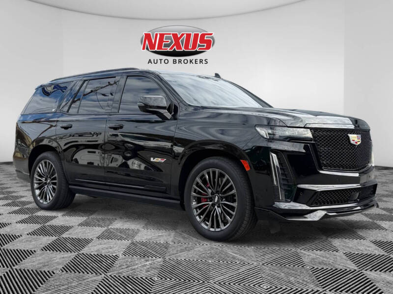 2023 Cadillac Escalade V-Series's photo