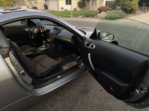 2005 Nissan 350Z Anniversary Edition