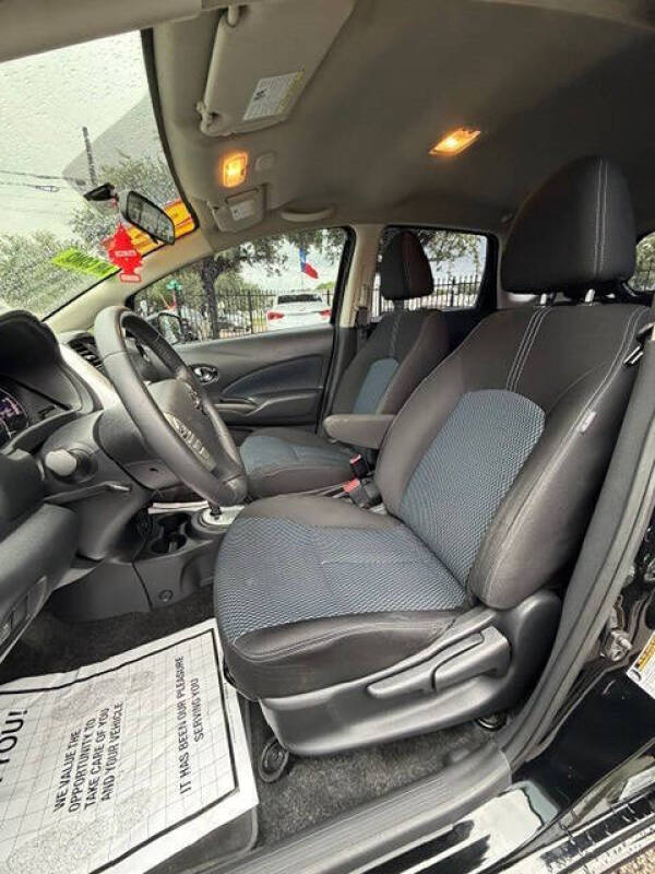 2018 Nissan Versa Note SV