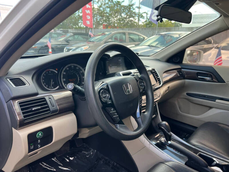 2017 Honda Accord EX w/Honda Sensing