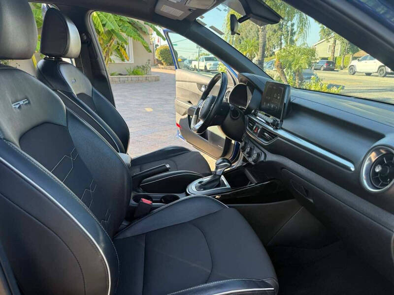 2020 Kia Forte GT Line