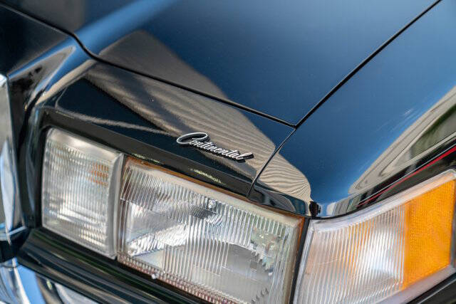 1985 Lincoln Mark VII 5