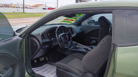 2021 Dodge Challenger SXT