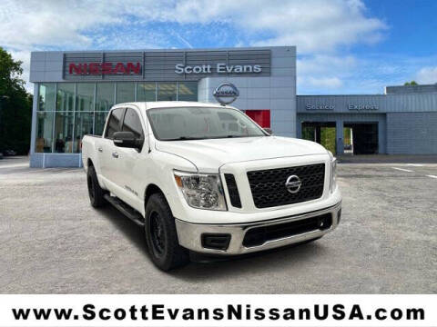 2019 Nissan Titan SV