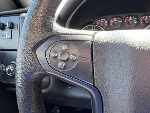 2015 Chevrolet Silverado 3500HD CC