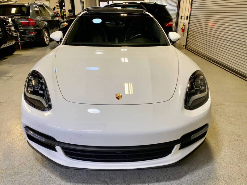 2018 Porsche Panamera