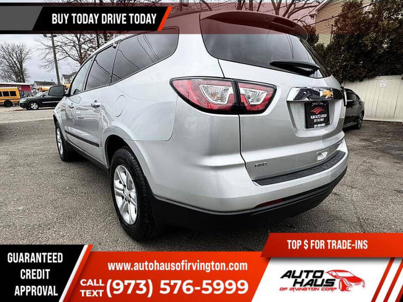 2016 Chevrolet Traverse LS