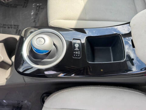 2017 Nissan LEAF SV