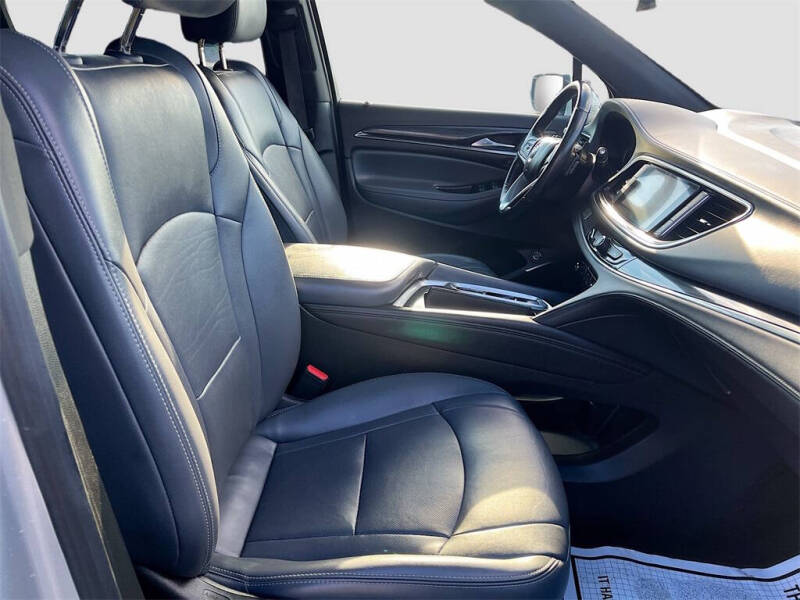 2022 Buick Enclave Premium