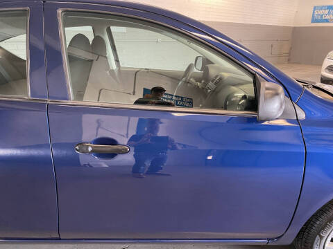 2014 Nissan Versa 1.6 S