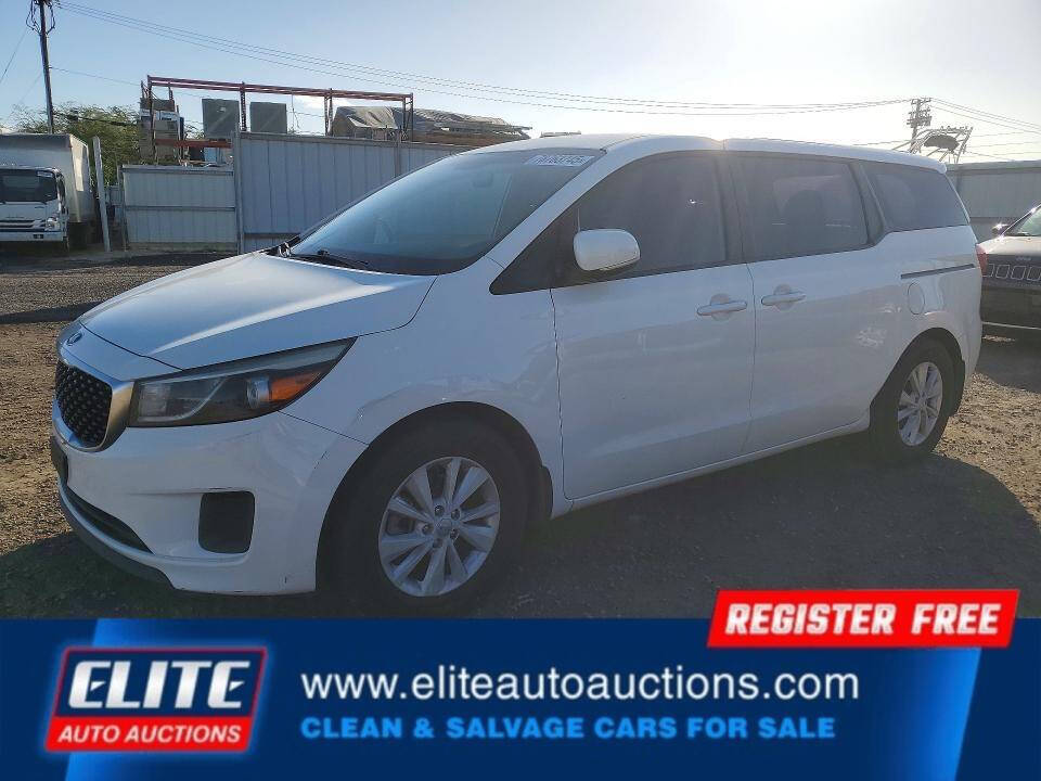 White 2015 Kia Sedona L L 4dr Mini-Van 1