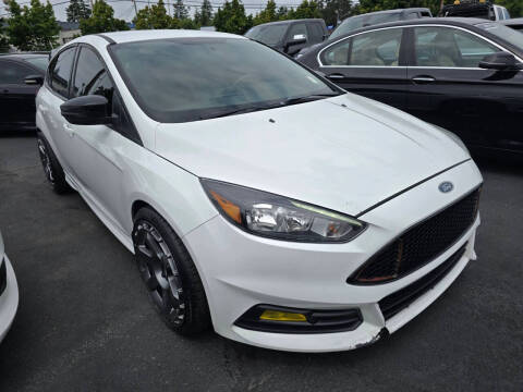 2017 Ford Focus ST