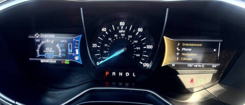 2016 Ford Fusion Hybrid SE