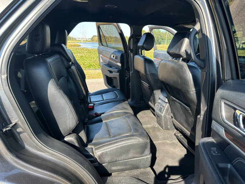 2017 Ford Explorer Limited