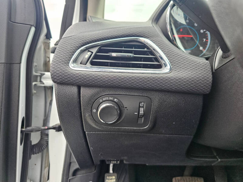 2017 Chevrolet Cruze LT Auto