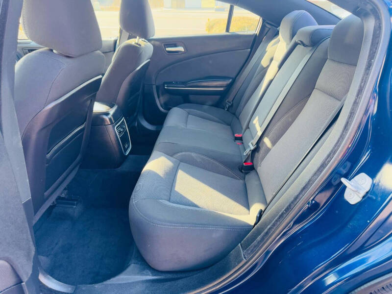 2016 Dodge Charger SE