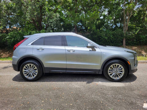 2025 Cadillac XT4 Premium Luxury